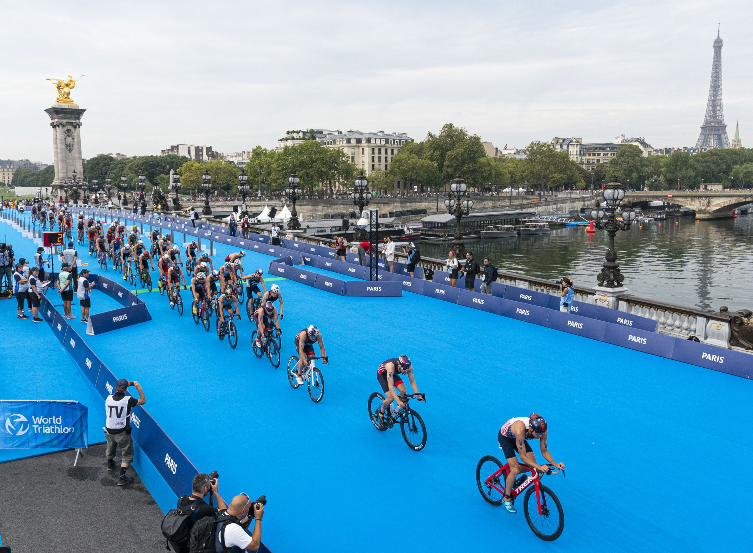 Le Britannique Alex Yee domine l'épreuve test de triathlon de Paris